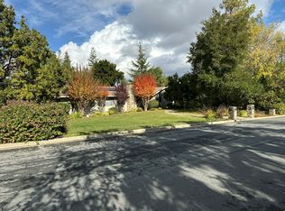 19521 Douglass Ln, Saratoga, CA 95070