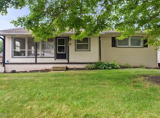 639 Locust St S, Canal Fulton, OH 44614