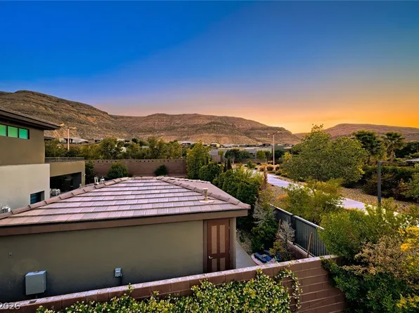 10334 Jade Gardens Dr, Summerlin, NV 89135