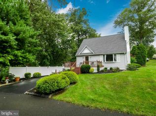 424 Linden Ave, Feasterville Trevose, PA