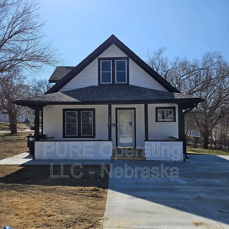 2 bed, 2.5 bath, 1745 sqft, $1,750 — Photo 1