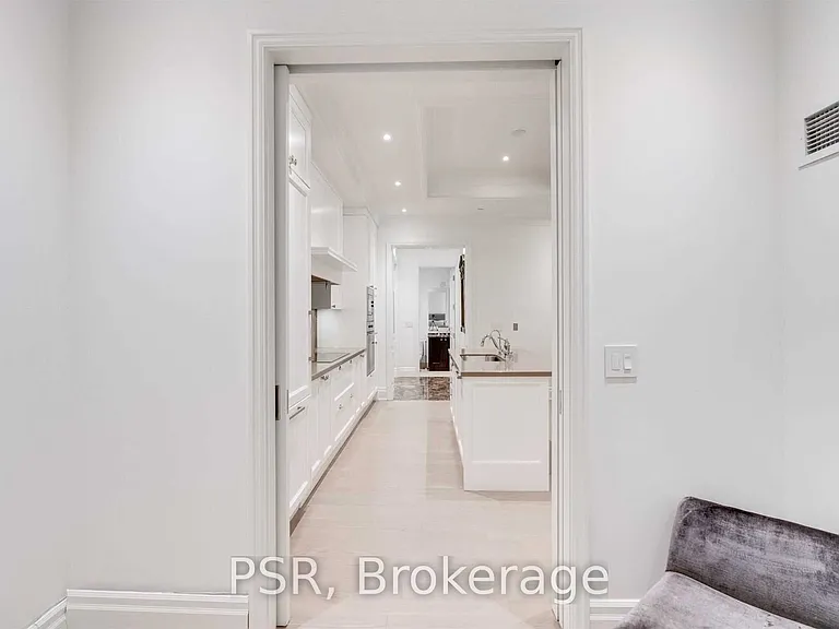 311 Bay St #3702 — Photo 19