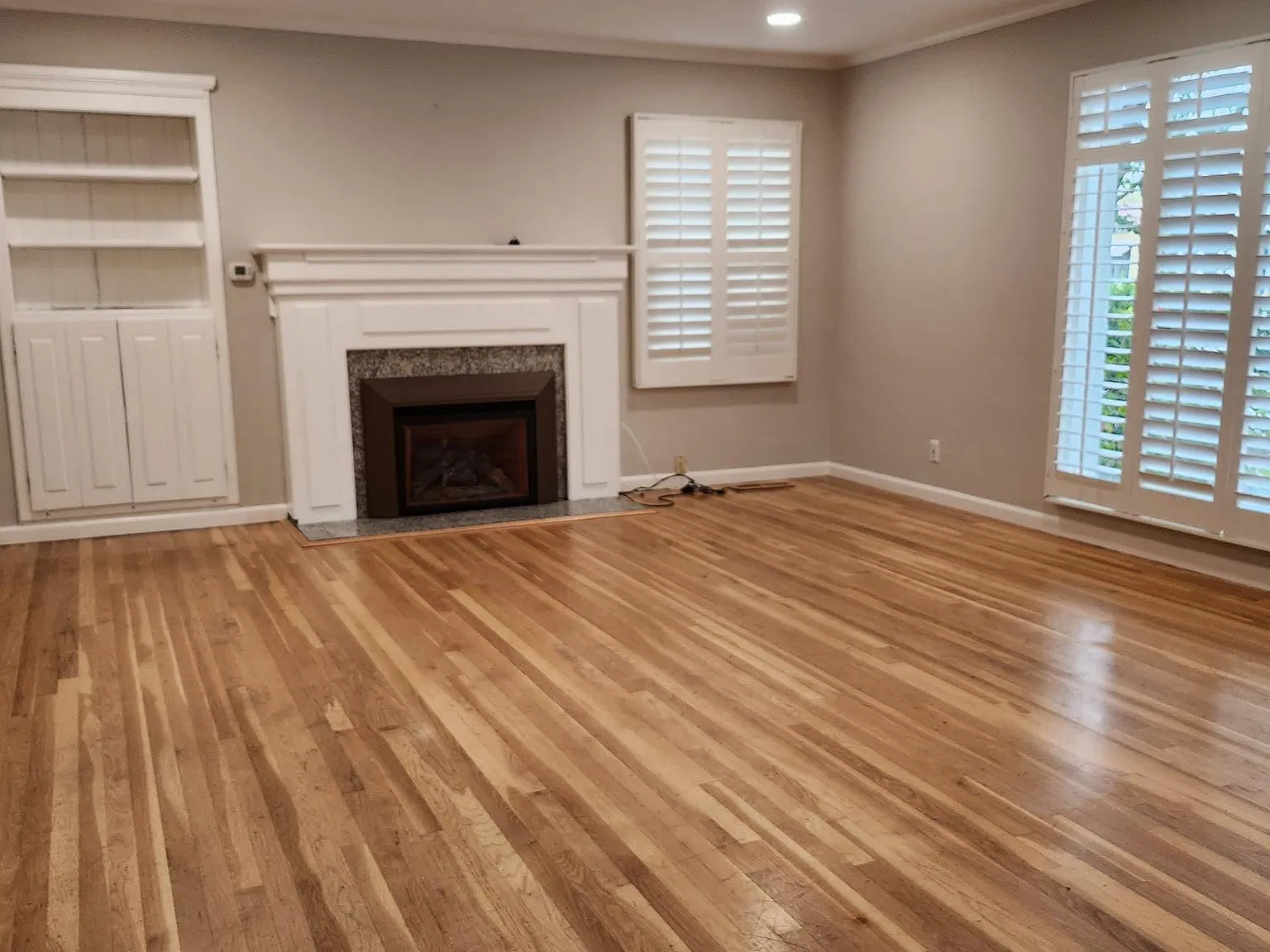 3 bed, 1.5 bath, 1503 sqft, $4,200 — Photo 2