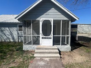 302 W Ripley St, Coleman, TX 76834