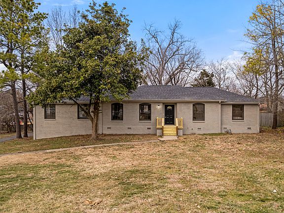 2nd image of 102 Cloverdale Ct