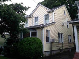 8924 239th St, Bellerose, NY 11426