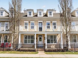 24 Ypres Mews SW, Calgary, AB T2T6L2