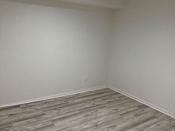 5th image of 1243B Van Nuys St #1243-B