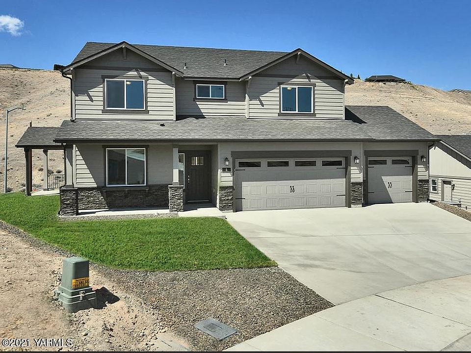 1st image of 302 S 12th Ave