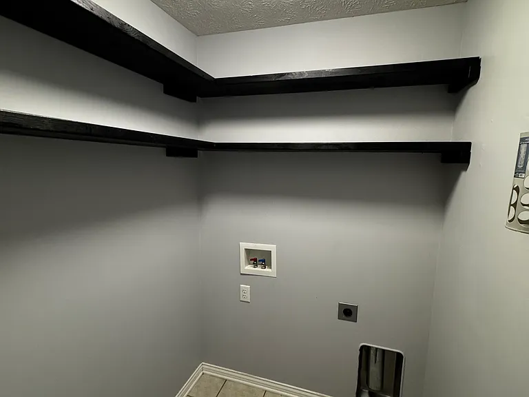 4615 Boardwalk Dr — Photo 17