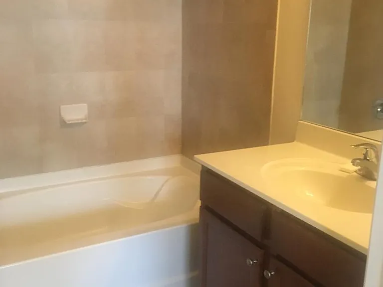 8800 NW 97th Ave #200 — Photo 12