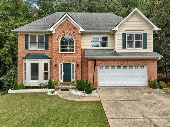 1430 Watercove Ln, Lawrenceville, GA 30043