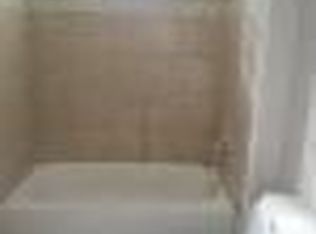 11588 S State St, Chicago, IL 60628