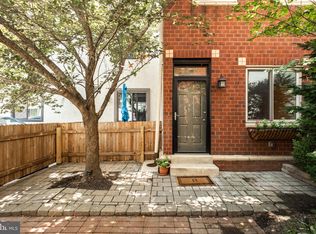 2030 South St APT B, Philadelphia, PA 19146