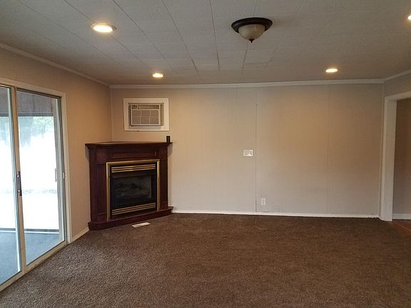 5th image of 10192 Chesterfield Dr