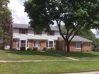 11227 Stonybrook Dr photo 1