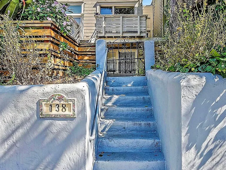 138 Hermann St #7 — Photo 21