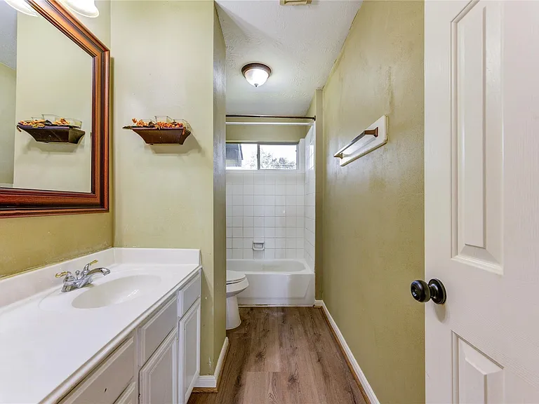 1223 Oak Canyon Ln — Photo 43
