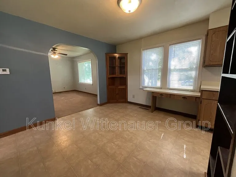 1006 Scott Troy Rd — Photo 5