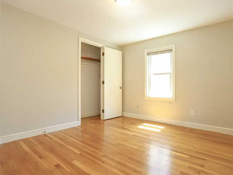 101 Brooks St — Photo 7