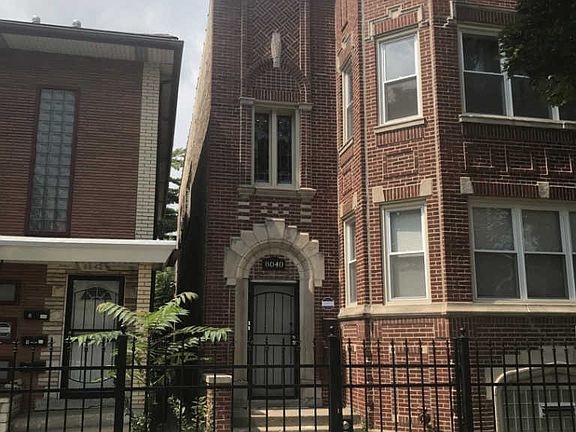2nd image of 8040 S Marshfield Ave