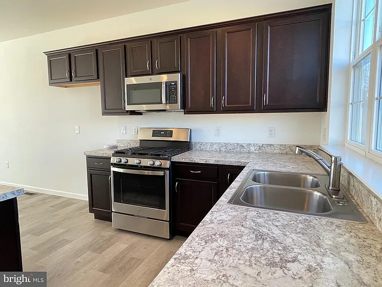 1870 Shady Ln #337 — Photo 37