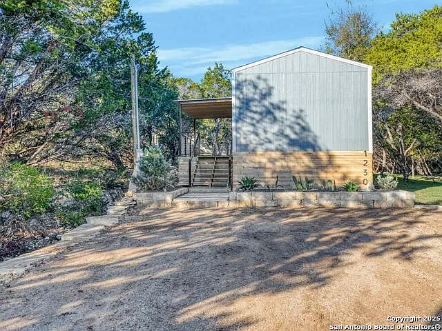 1230 Greenbriar — Photo 7