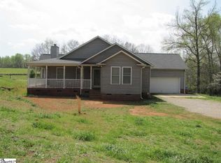 760 R C Thompson Rd, Chesnee, SC 29323