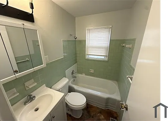 2 bed, 720 sqft, $1,100 — Photo 4