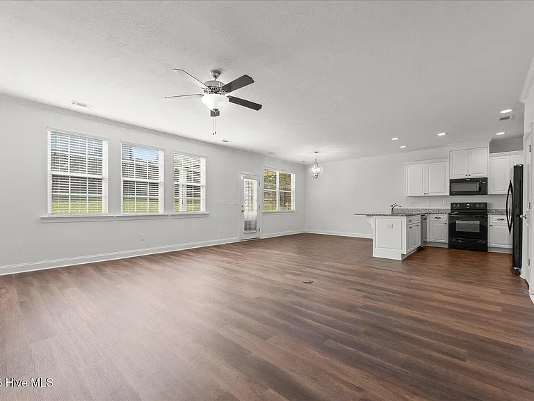 918 Williford Run Dr — Photo 5