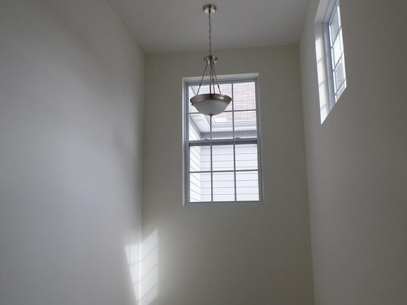 3rd image of 3834 Evelynton Ave