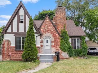 2021 Pierce St, Flint, MI 48503