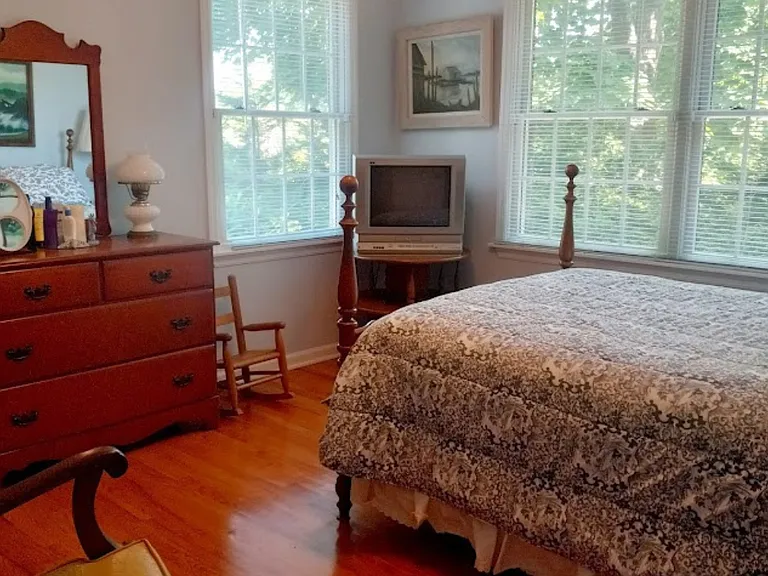 9 Bayberry Rd — Photo 8