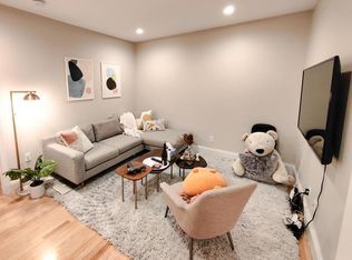 50 Follen St APT 301, Cambridge, MA 02138