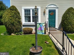 110 Cheshire Ct, Sinking Spring, PA 19608
