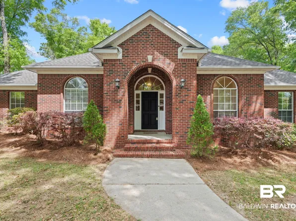 8500 Vintage Woods Dr, Mobile, AL 36619