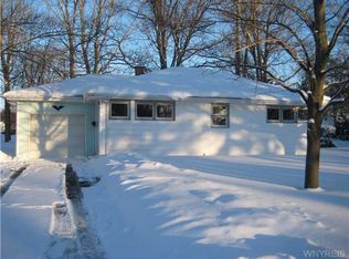 3349 Sandy Beach Rd, Grand Island, NY 14072