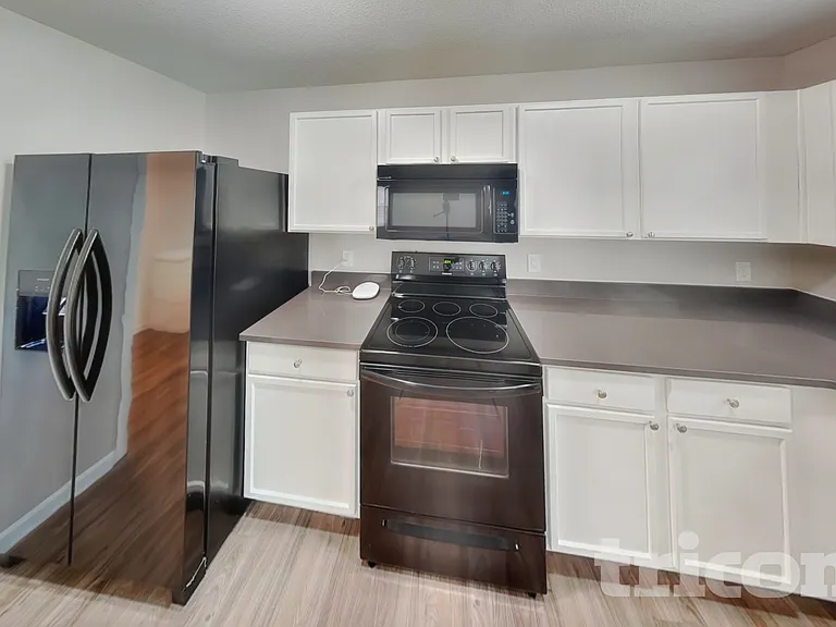 1362 Cadre Cir — Photo 6