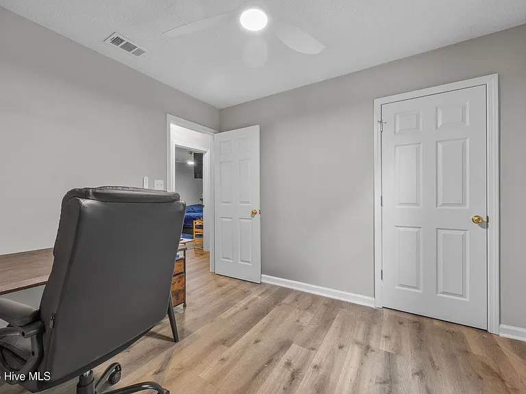 429 Crows Nest Ln — Photo 28