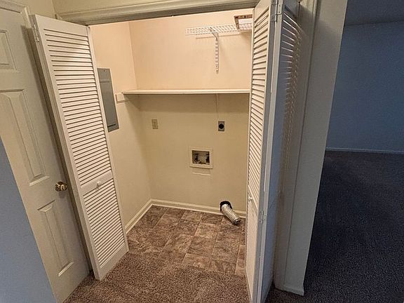 4th image of 1520 Collegeview Ave #A