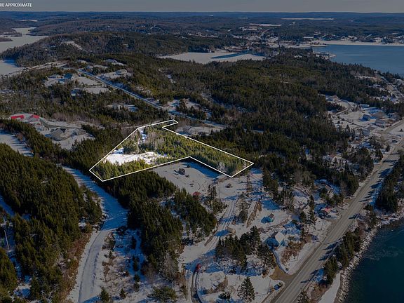 2nd image of 8 Panorama Dr