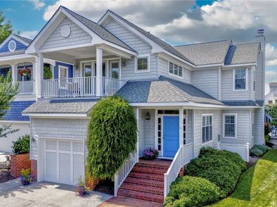 209 60th St #B, Virginia Beach, VA, 23451