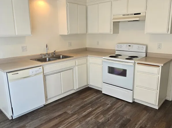 113 Glenn Way, Central Point, OR 97502