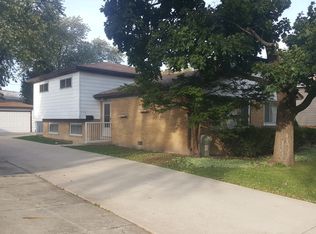 224 W Natoma Ave, Addison, IL 60101