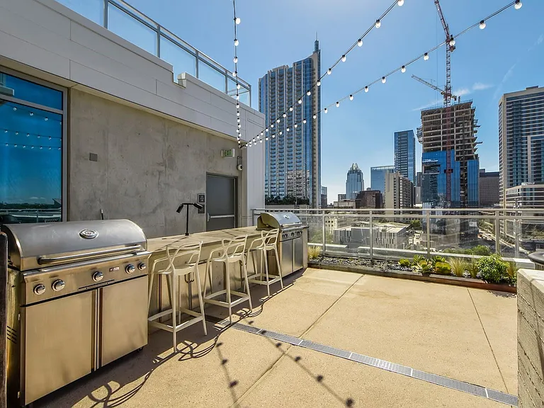 222 West Ave #1911 — Photo 31