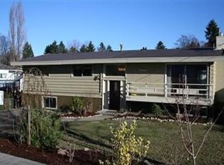 1916 Camas Ave NE, Renton, WA 98056