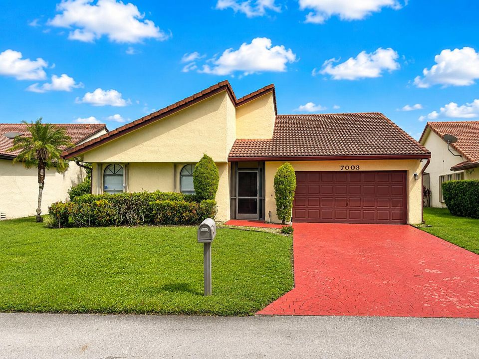 1st image of 7003 GOLF POINTE Circle