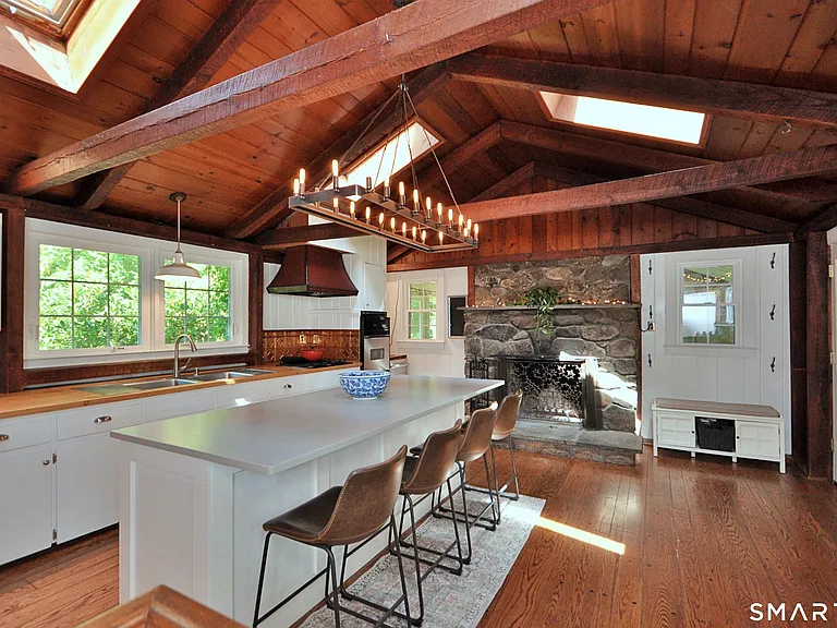 67 Tower Rd — Photo 12