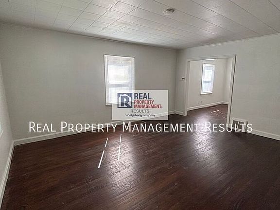 2nd image of 1117-1119 Corregidor Cir