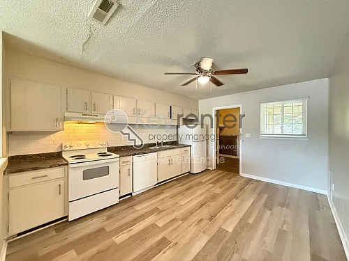 3973 Teakwood Dr Photo 1
